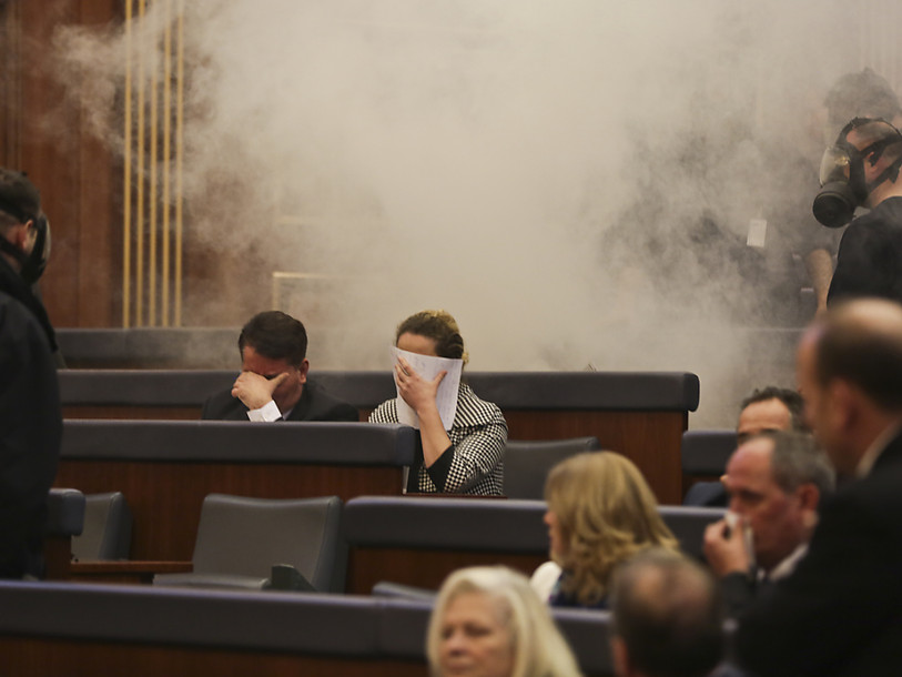 Le vote présidentiel perturbé par des gaz lacrymogènes