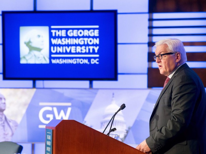 Steinmeier dénonce la 