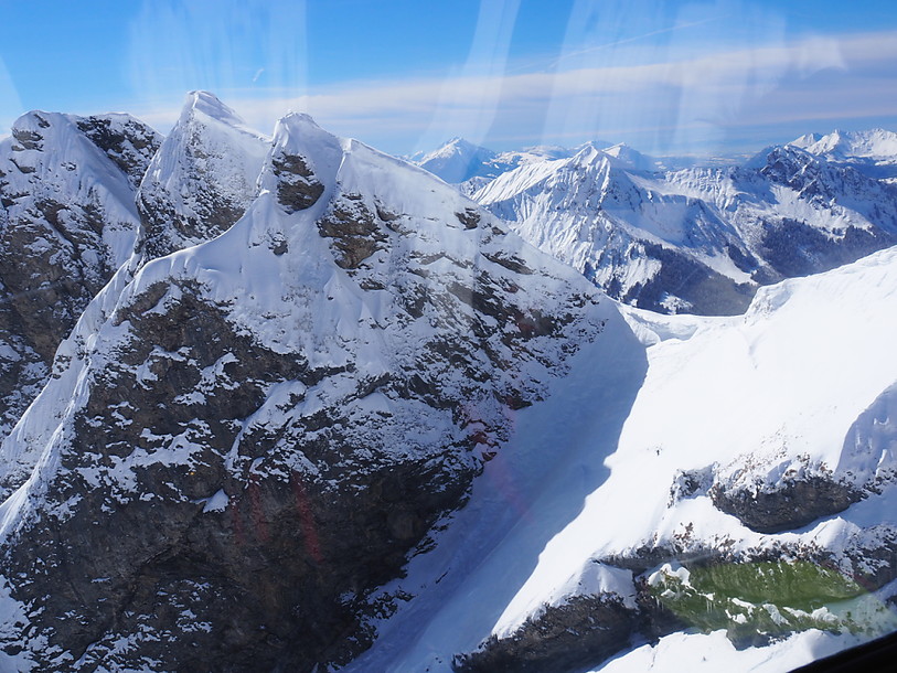 Deux skieurs hors-piste trouvés morts en Valais