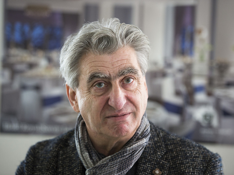 Nick Hayek a moins gagné l'an dernier