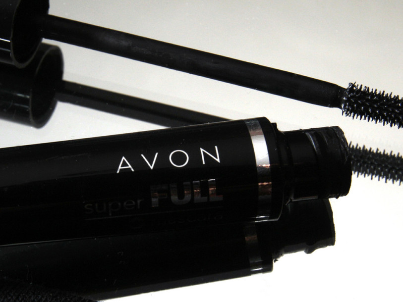 Le groupe de cosmétiques Avon supprime 2500 emplois