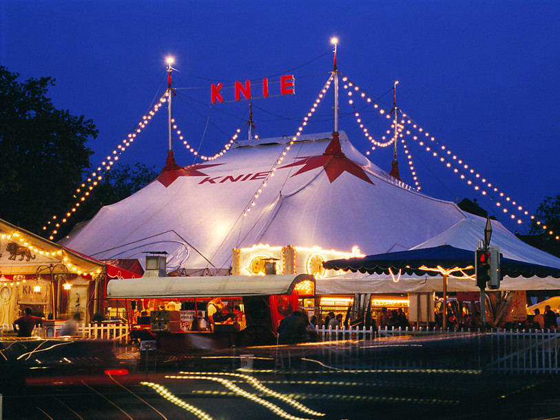 Le cirque Knie lance sa 98e tournée à Rapperswil (SG)