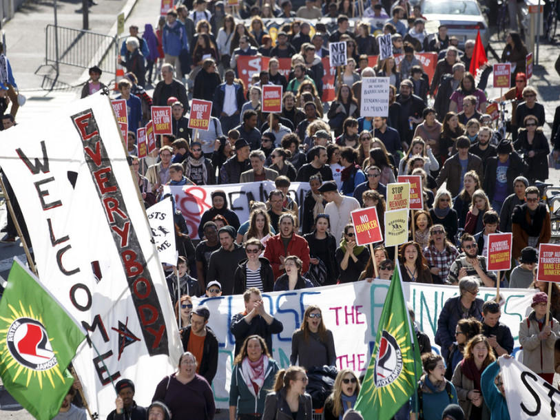 Plus de 600 personnes manifestent à Genève pour le droit de rester