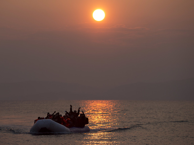 Responsables turcs en Grèce, où le flux de migrants ne cesse pas