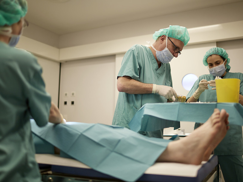 Toujours plus de médecins femmes et étrangers en Suisse