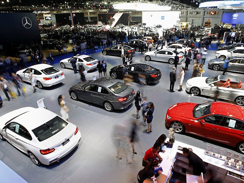 L'automobile tire l'indicateur UBS de la consommation en février