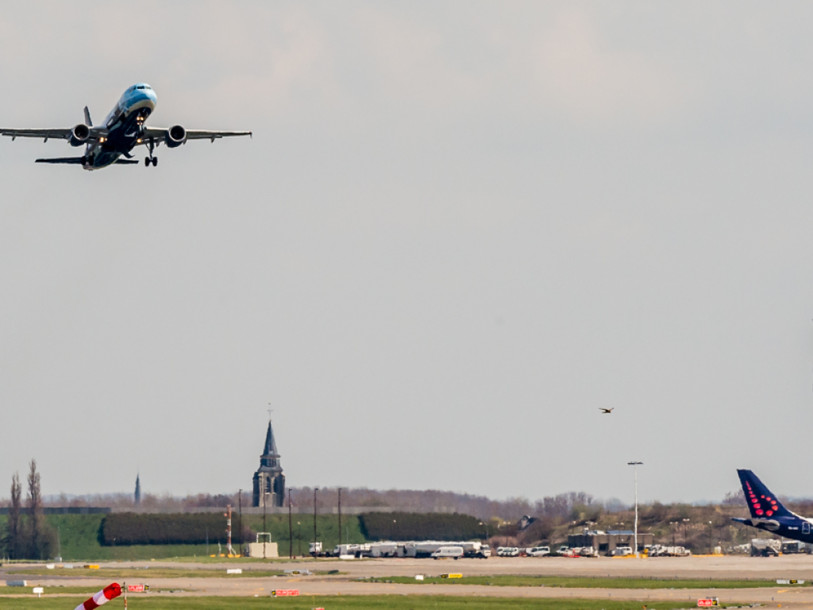 Premier décollage de l'aéroport de Bruxelles depuis les attentats