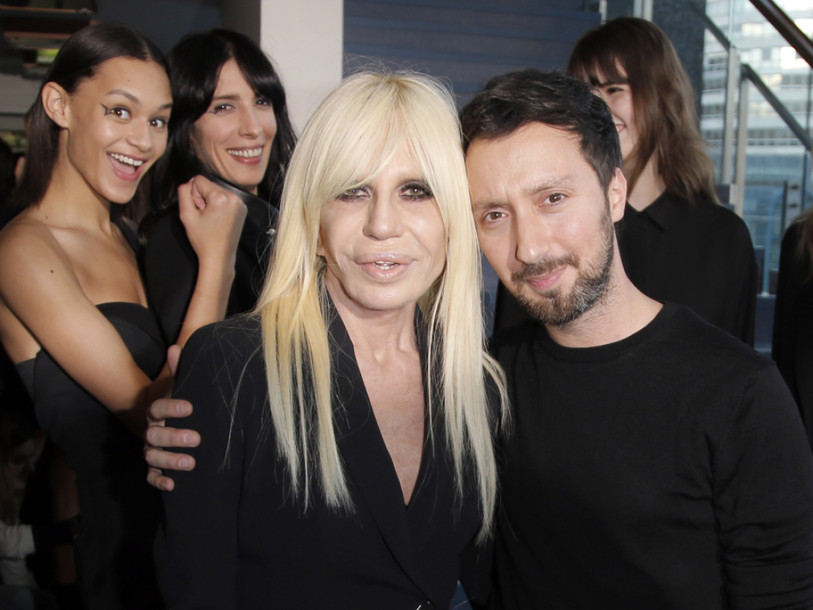 Anthony Vaccarello succède à Hedi Slimane chez Yves Saint Laurent