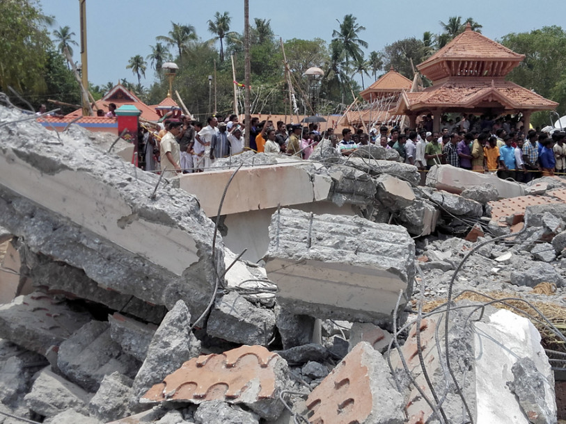 Un incendie dans un temple en Inde fait près de cent morts