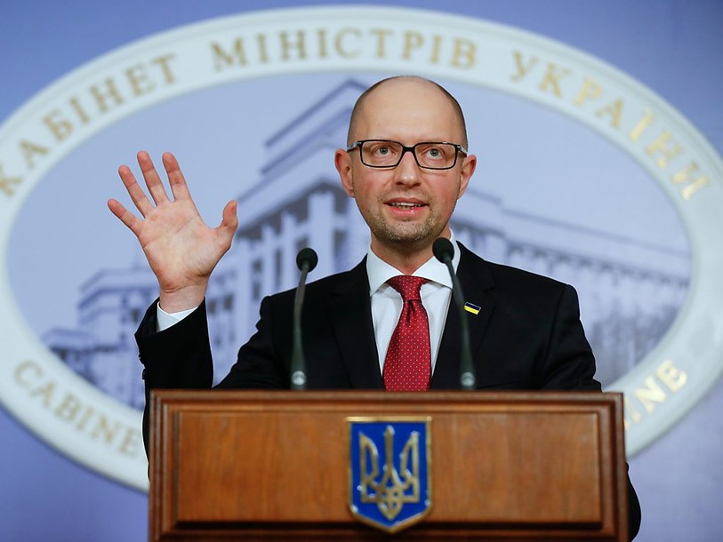 Arseni Iatseniouk annonce sa démission en Ukraine