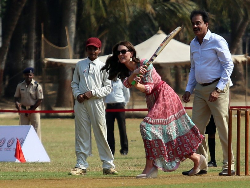 William et Kate à Bombay au premier jour de leur visite en Inde