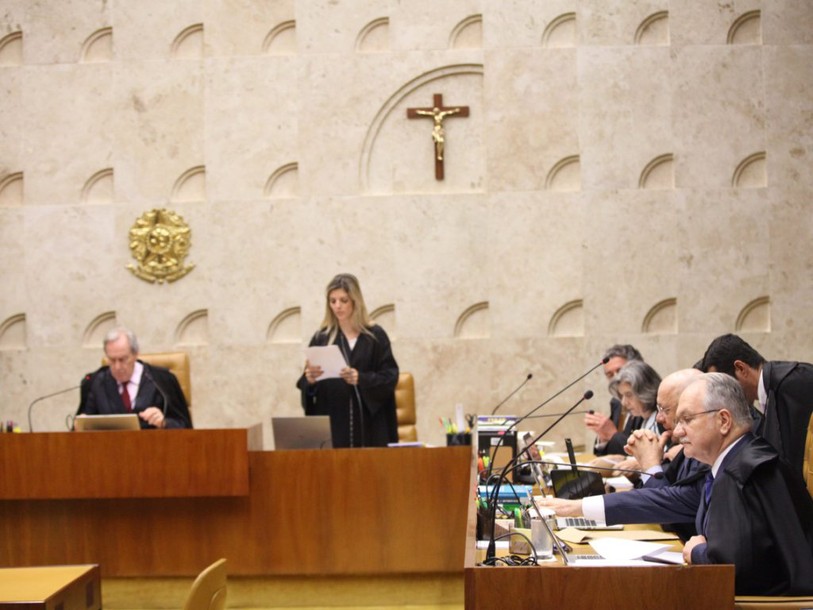 Rejet d'un recours contre la procédure de destitution de Rousseff