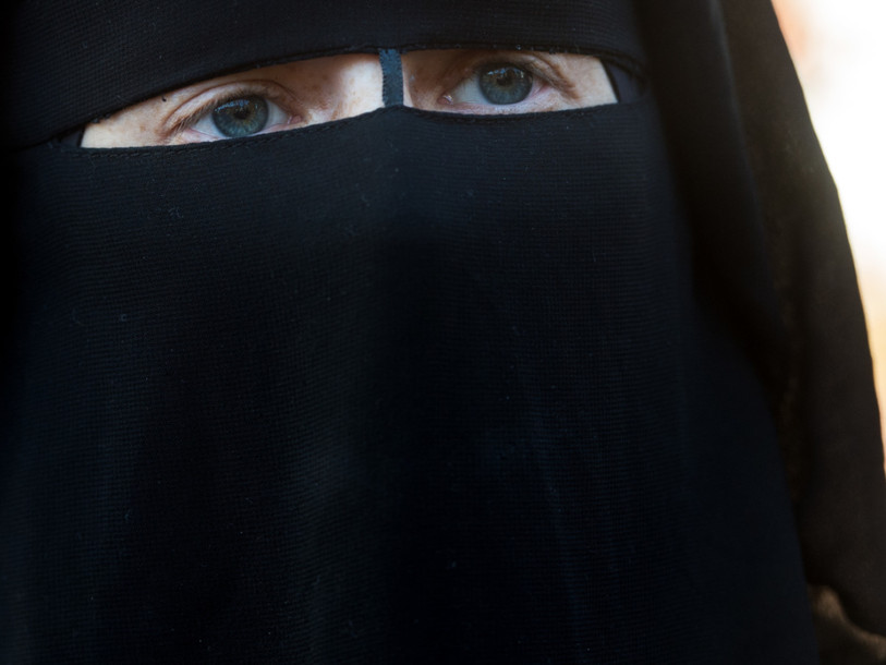 A défaut du Parlement, le peuple tranchera sur la burqa