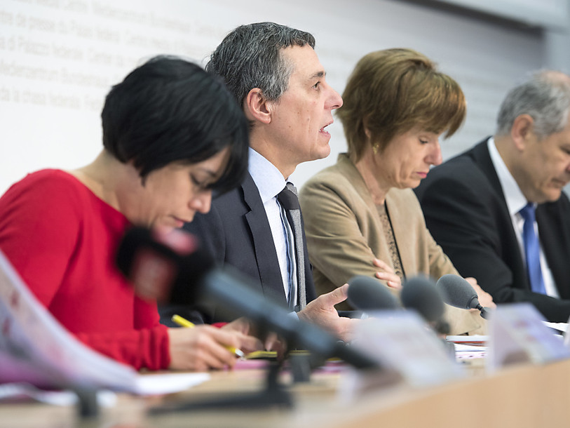 Refuser le DPI serait inhumain et hypocrite, selon ses partisans