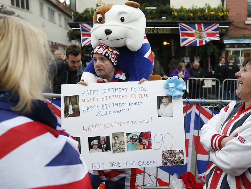 Les Britanniques fêtent les 90 ans de la reine Elizabeth II