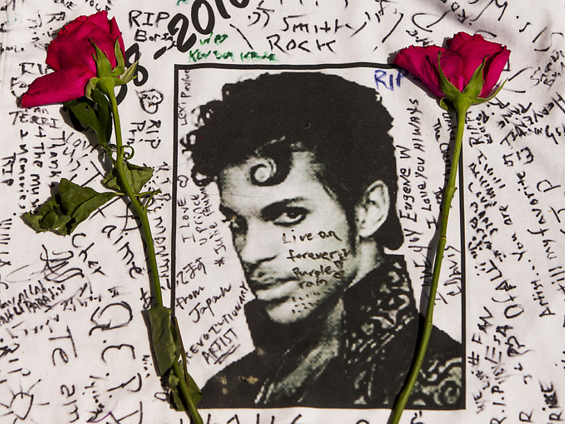 Mort de Prince: pas de signe de suicide ni de traumatisme