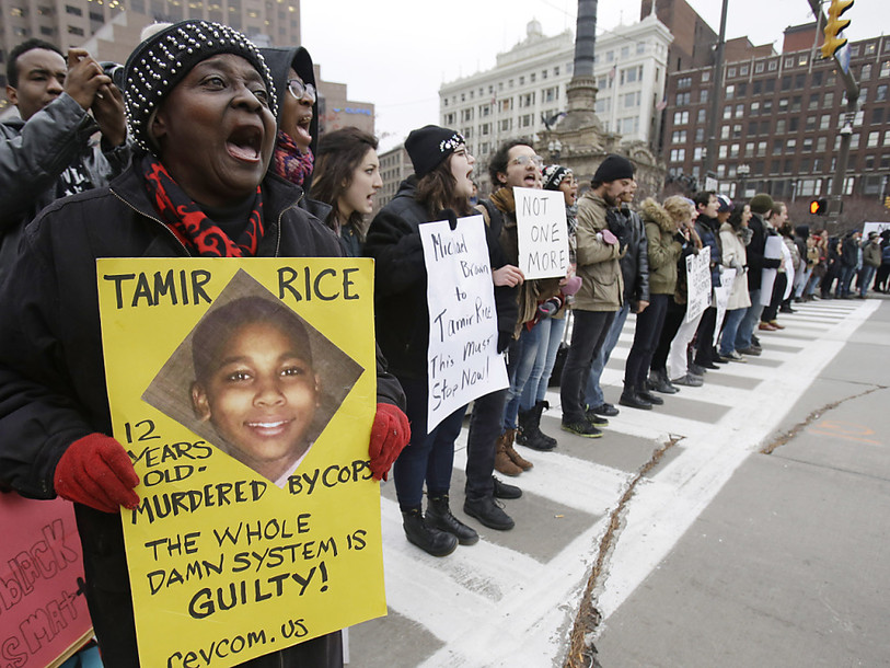 Cleveland dédommage la famille d'un jeune Noir abattu par la police