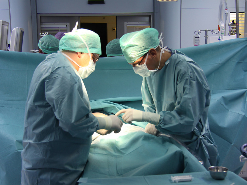 Un duo de chirurgiens valdo-bernois sauve un foetus
