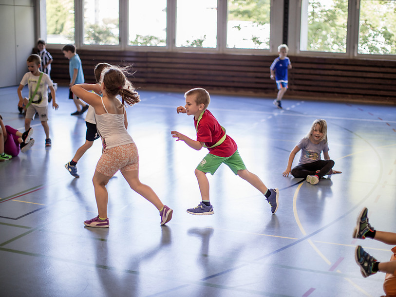 Les jeunes Suisses sont sportifs, surtout en Suisse alémanique