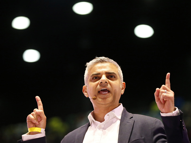 Le musulman Sadiq Khan toujours plus proche de la mairie
