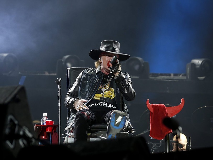 AC/DC sur scène à Lisbonne, Axl Rose au chant pour la première fois
