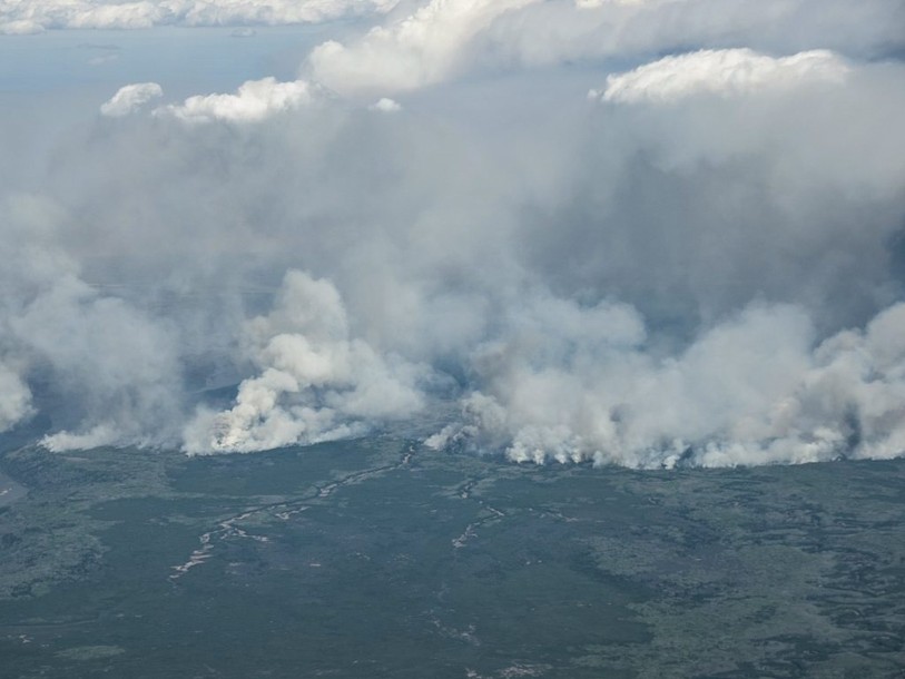 Feux à Fort McMurray: le pétrolier Suncor a évacué 10'000 personnes