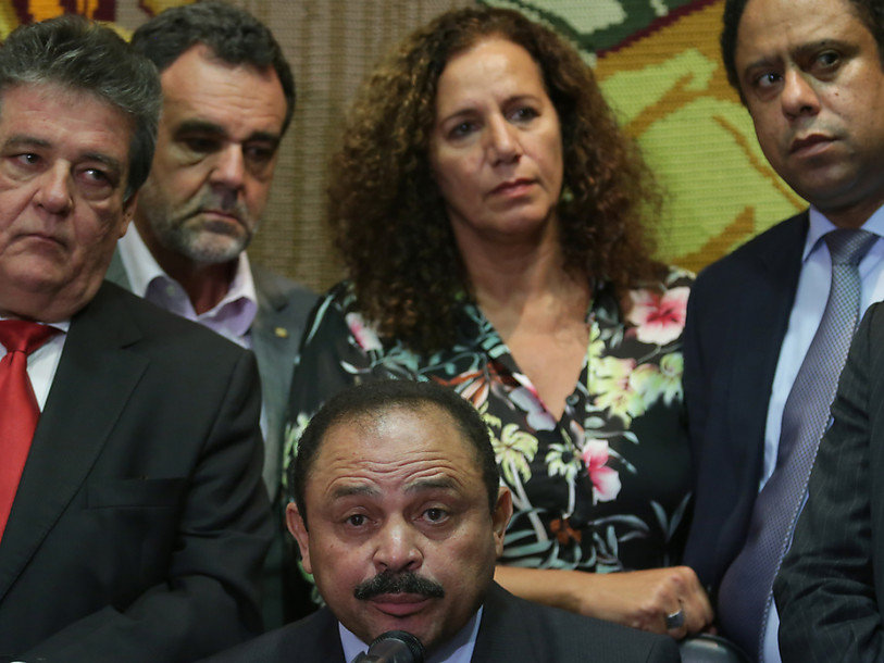 Destitution de Rousseff: volte-face du président de l'Assemblée