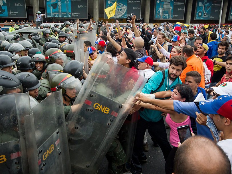 Venezuela: l'opposition mobilise la rue pour un référendum
