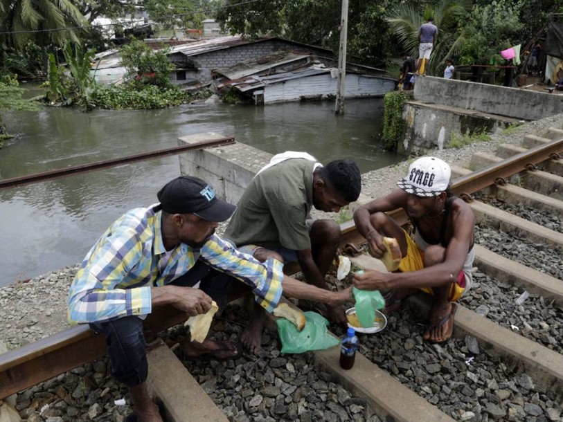 Sri Lanka: l'aide internationale afflue après les inondations