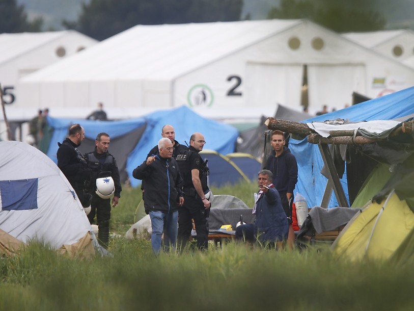 L'évacuation du camp grec d'Idomeni se déroule 