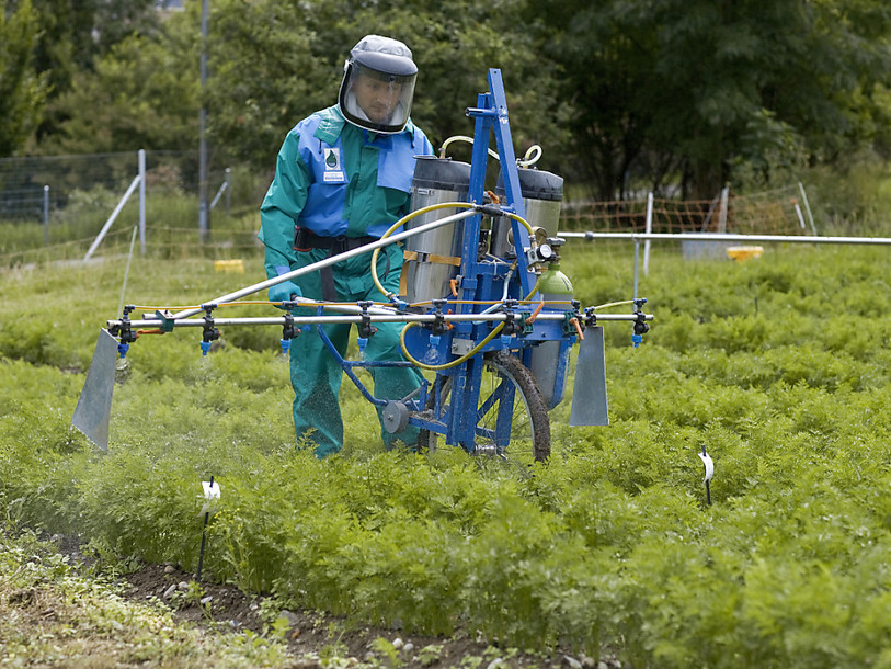 Divers acteurs s'unissent pour réduire les pesticides en Suisse