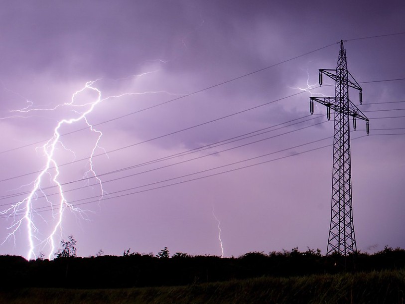 Le mauvais temps prive 5300 foyers d'électricité