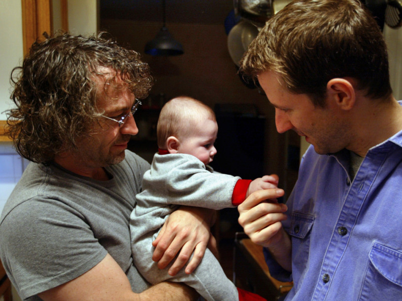 Les couples homosexuels pourront adopter l'enfant du partenaire