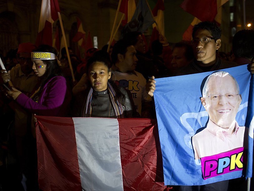 Kuczynski déclaré vainqueur au Pérou, mais le suspense demeure