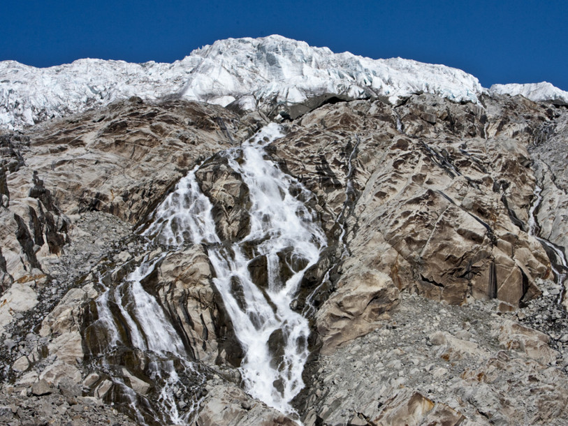 Un guide se tue en Valais