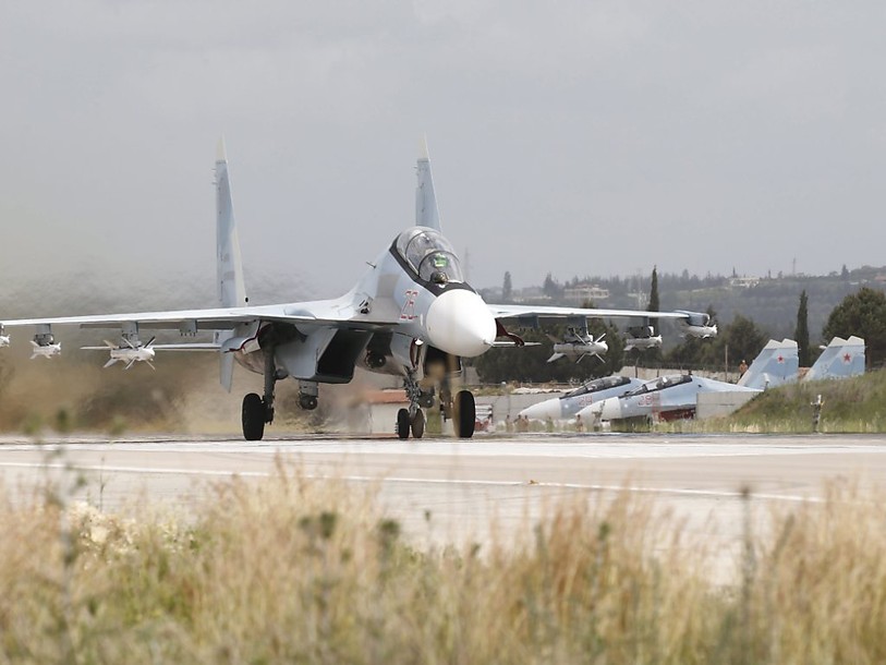 Frappes russes contre des rebelles syriens soutenus par Washington