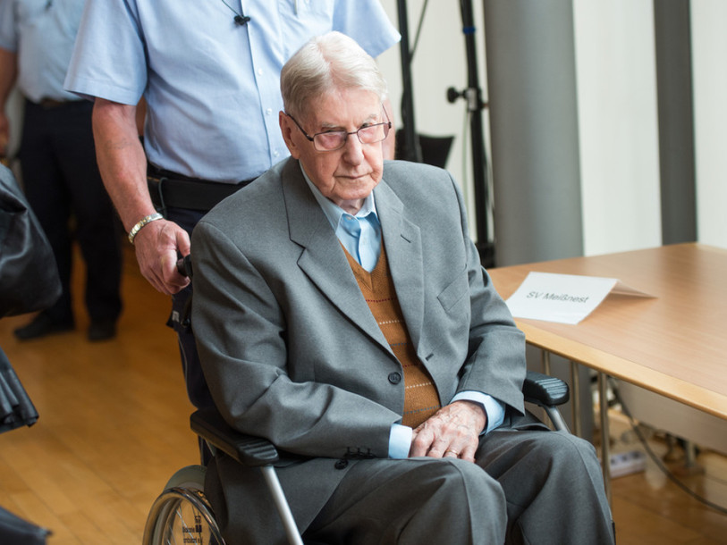 Un ex-gardien d'Auschwitz condamné à cinq ans de prison