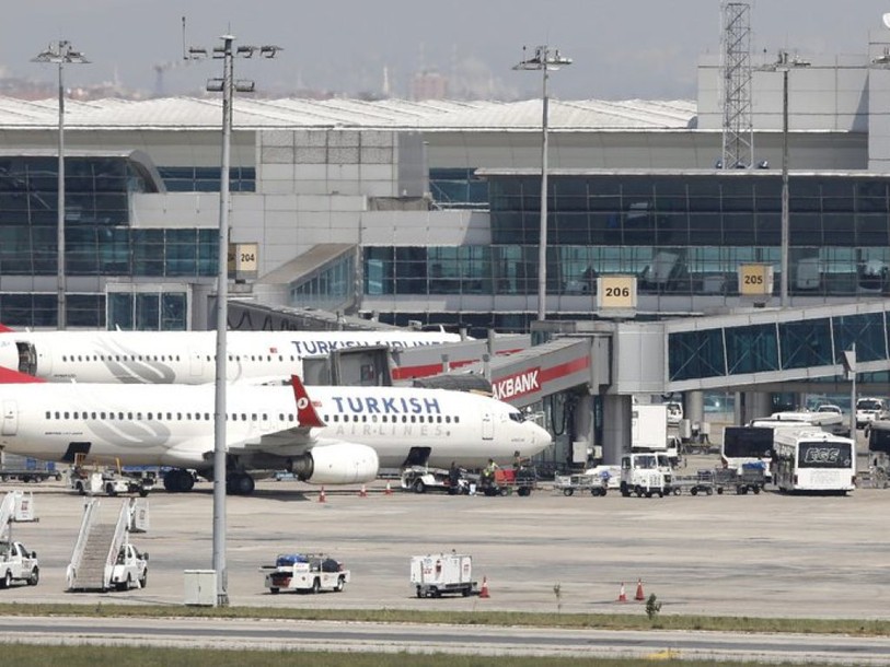 Des explosions font au moins dix morts à l'aéroport d'Istanbul