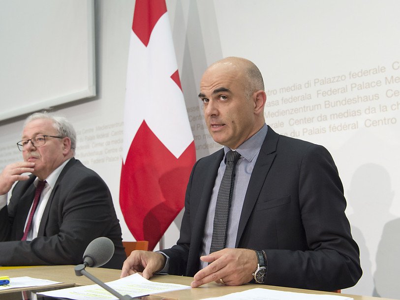 Le Conseil fédéral préfère sa réforme à l'initiative des syndicats
