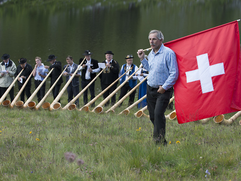 Cantique suisse et nouvel hymne national seront chantés le 1er août