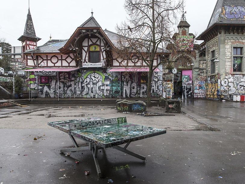 Berne: la Reitschule ferme jusqu'à nouvel avis