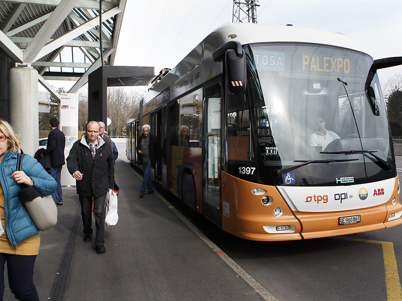 Genève acquiert douze bus électriques sans ligne de contact