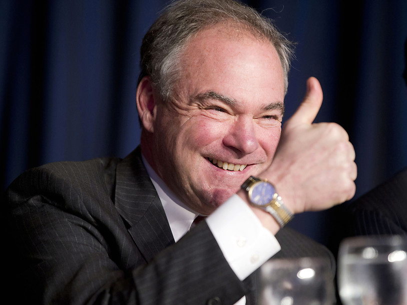 Hillary Clinton choisit le sénateur Tim Caine comme colistier