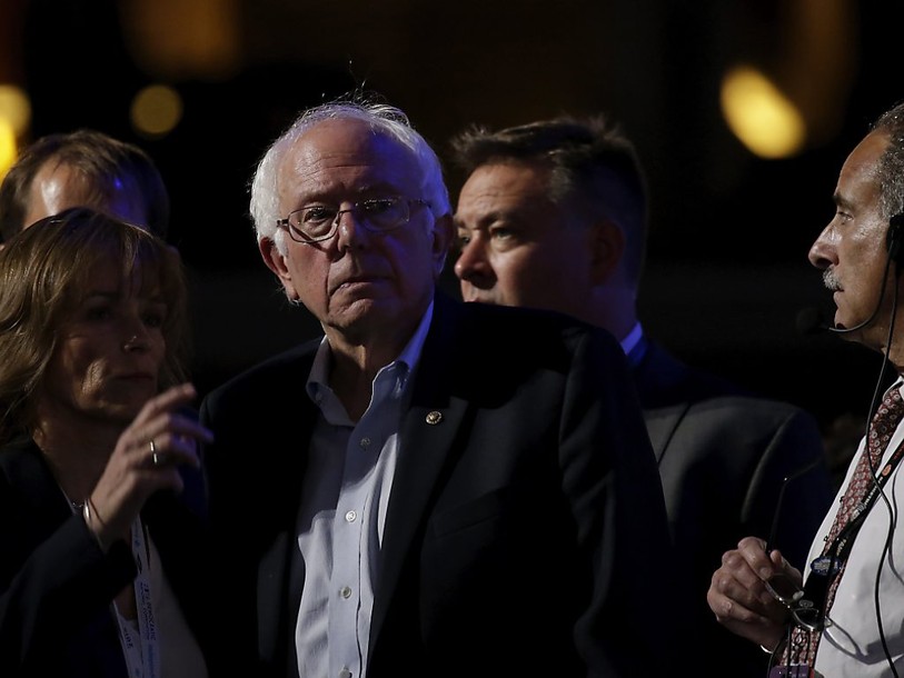 Début de la convention démocrate qui doit investir Clinton