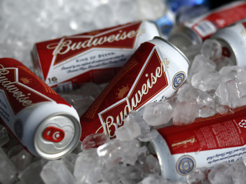 AB InBev relève son offre sur SABMiller, face au recul de la livre