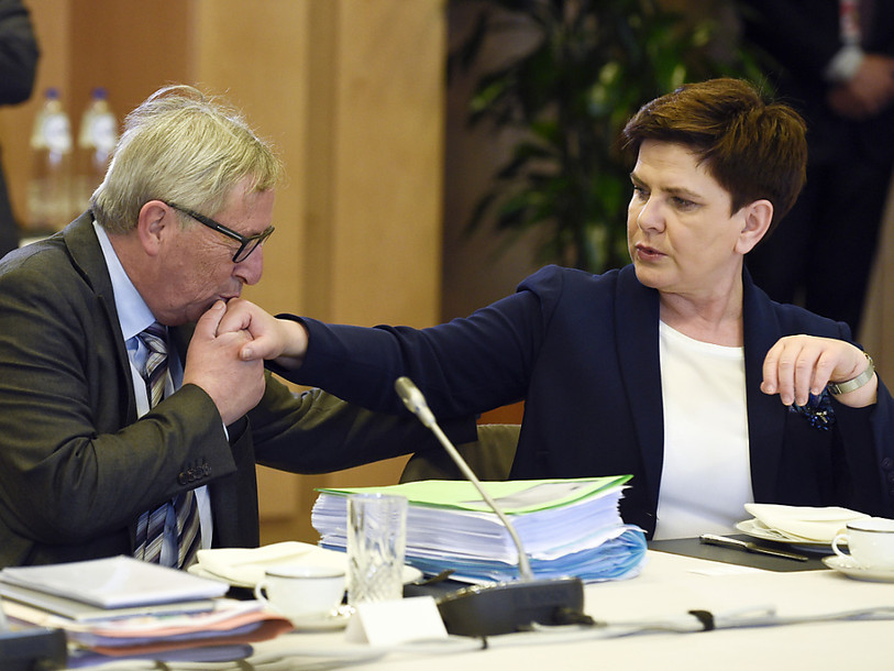 La Pologne a trois mois pour revoir son tribunal constitutionnel