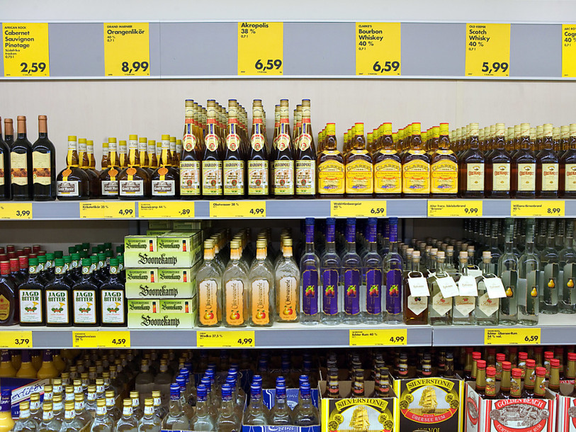 Les importations d'alcool en franchises de douane augmentent