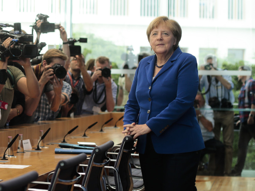 Remise en cause l'accueil des réfugiés rejetée par Merkel