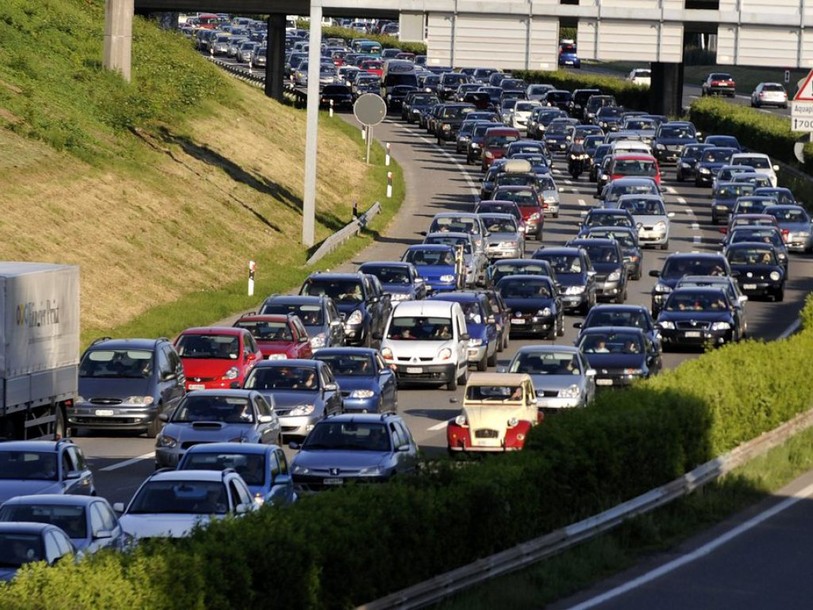 Bouchons devant les portails nord et sud du Gothard