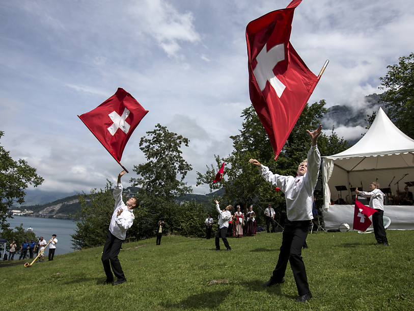 Discours, flonflons et feux d'artifice pour la Fête nationale